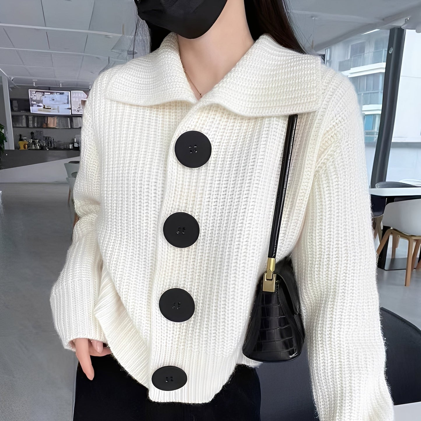 Alexus - Bequeme Damen-Strickjacke mit Knöpfen