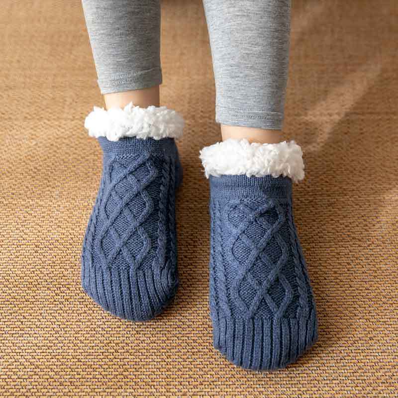 Raquel - Bequeme und rutschfeste Damenplüschsocken für den Winter