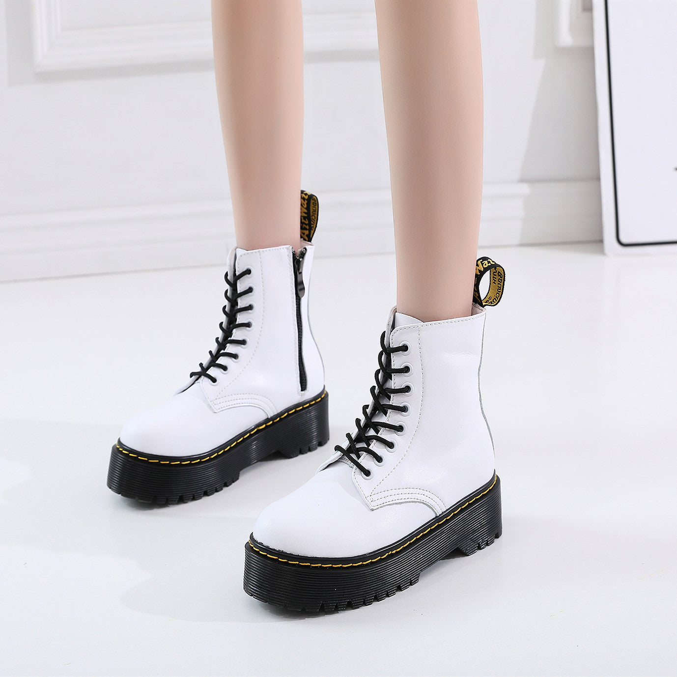 Miriam - Modische Lederstiefel mit dicker Sohle für Damen