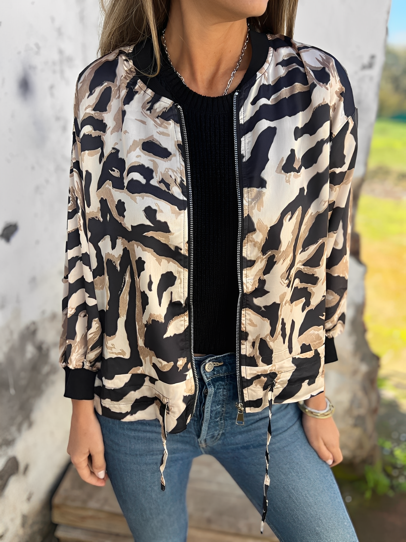 Ryana - Modna damska kurtka z zamkiem błyskawicznym