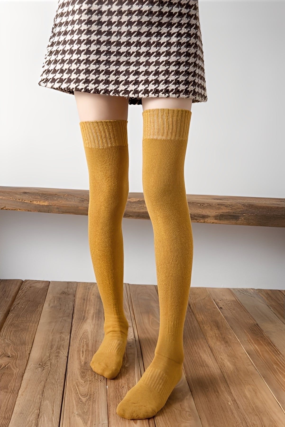 Hillary - Warme Samt-Overkneesocken für Damen