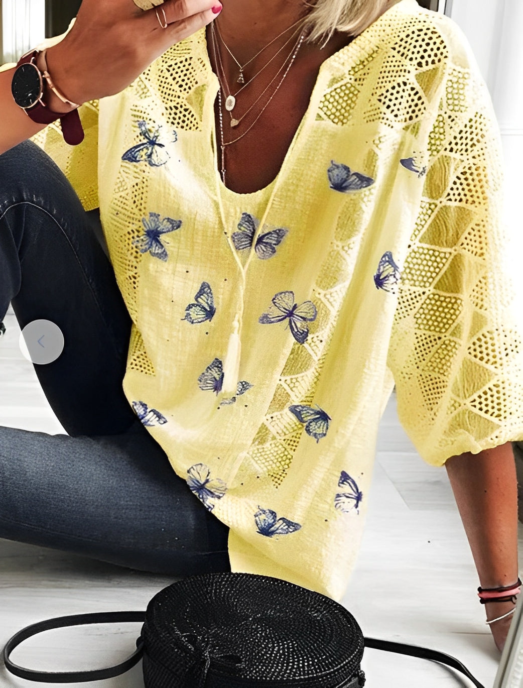 Victoria - Damenbluse mit elegantem Blumenmuster
