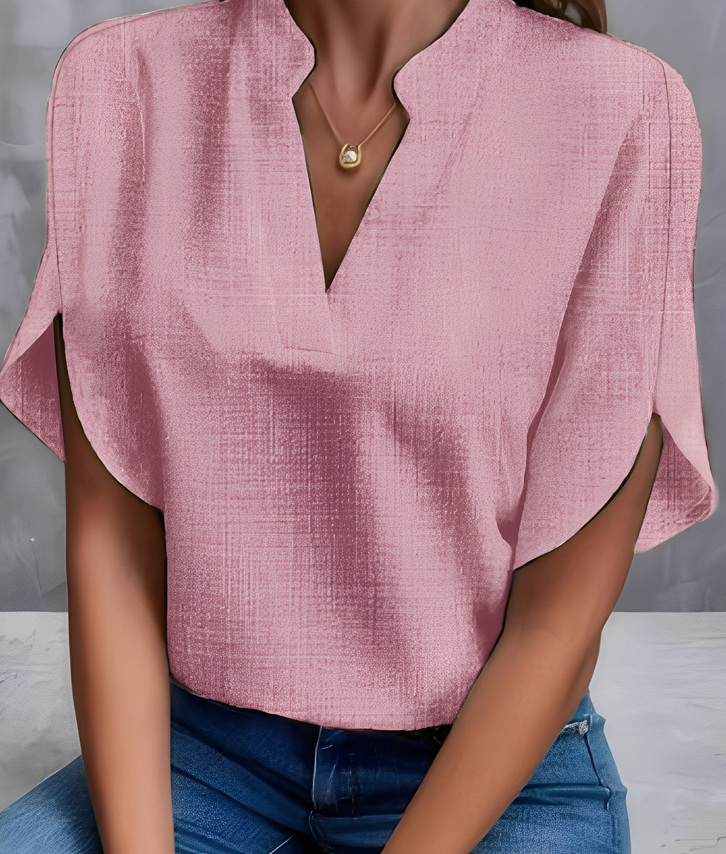 Chantelle - Schlichte Damenbluse mit V-Ausschnitt