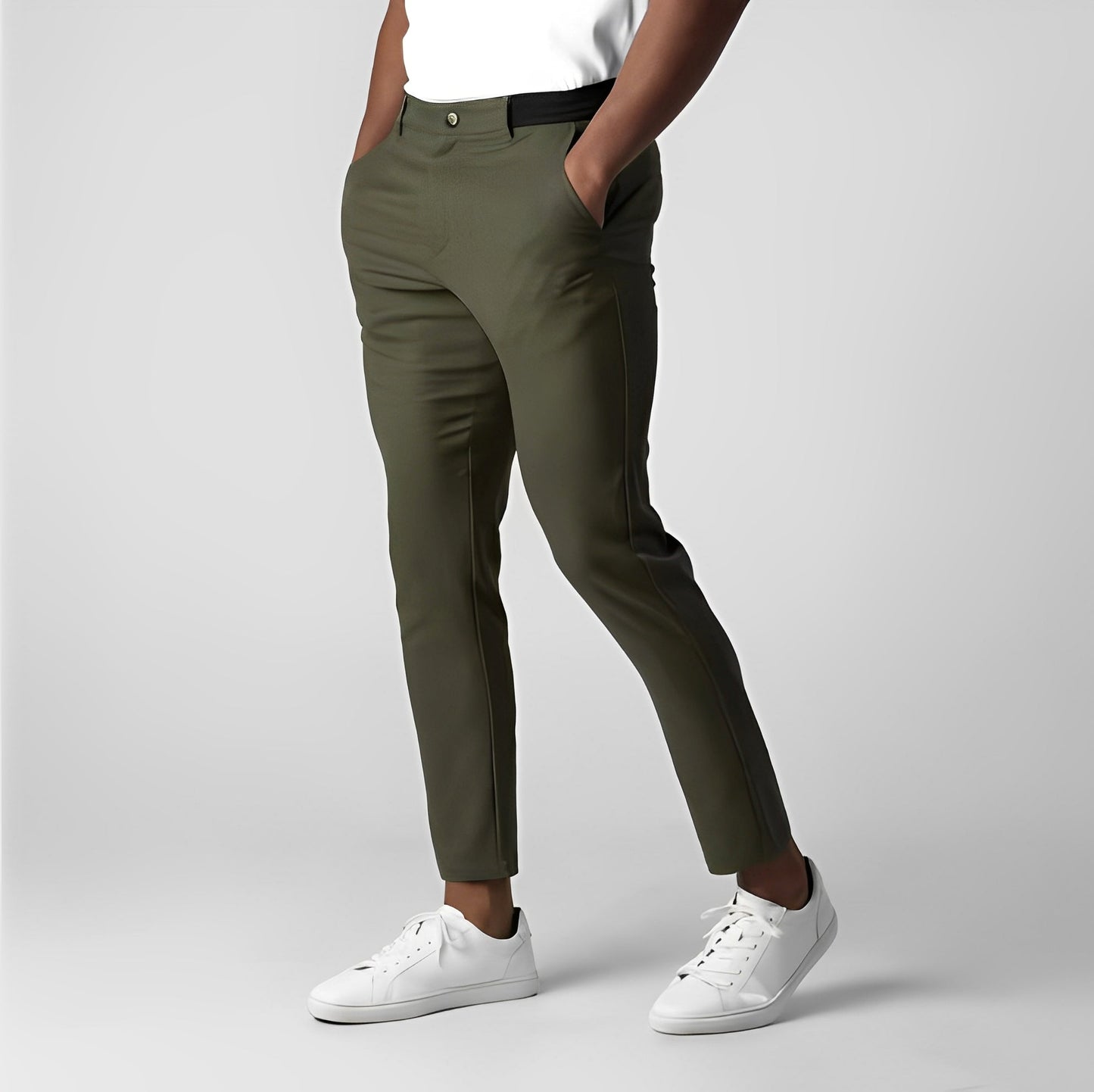 Justine - Gemütliche eng geschnittene Chino für Männer