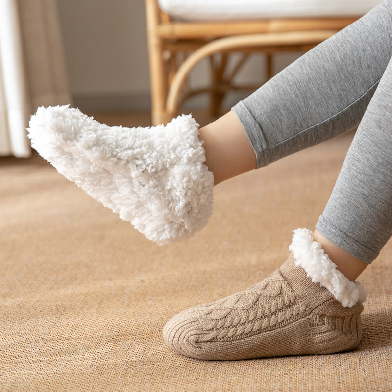 Raquel - Bequeme und rutschfeste Damenplüschsocken für den Winter