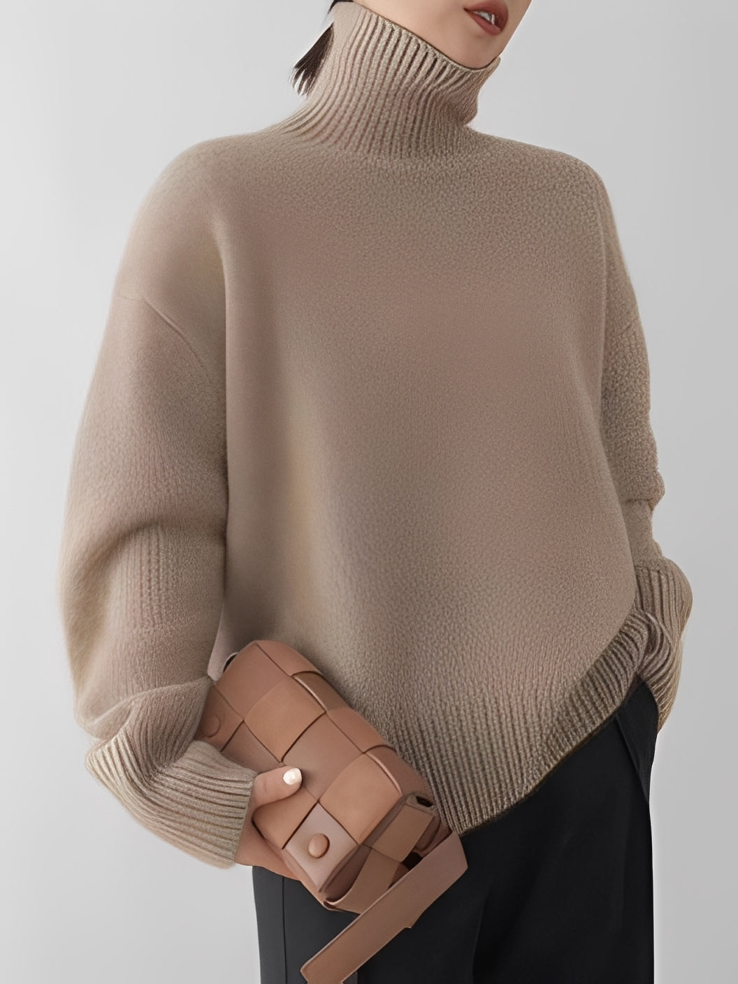 Adrienne - Schicker, locker geschnittener Rollkragenpullover aus Kaschmir