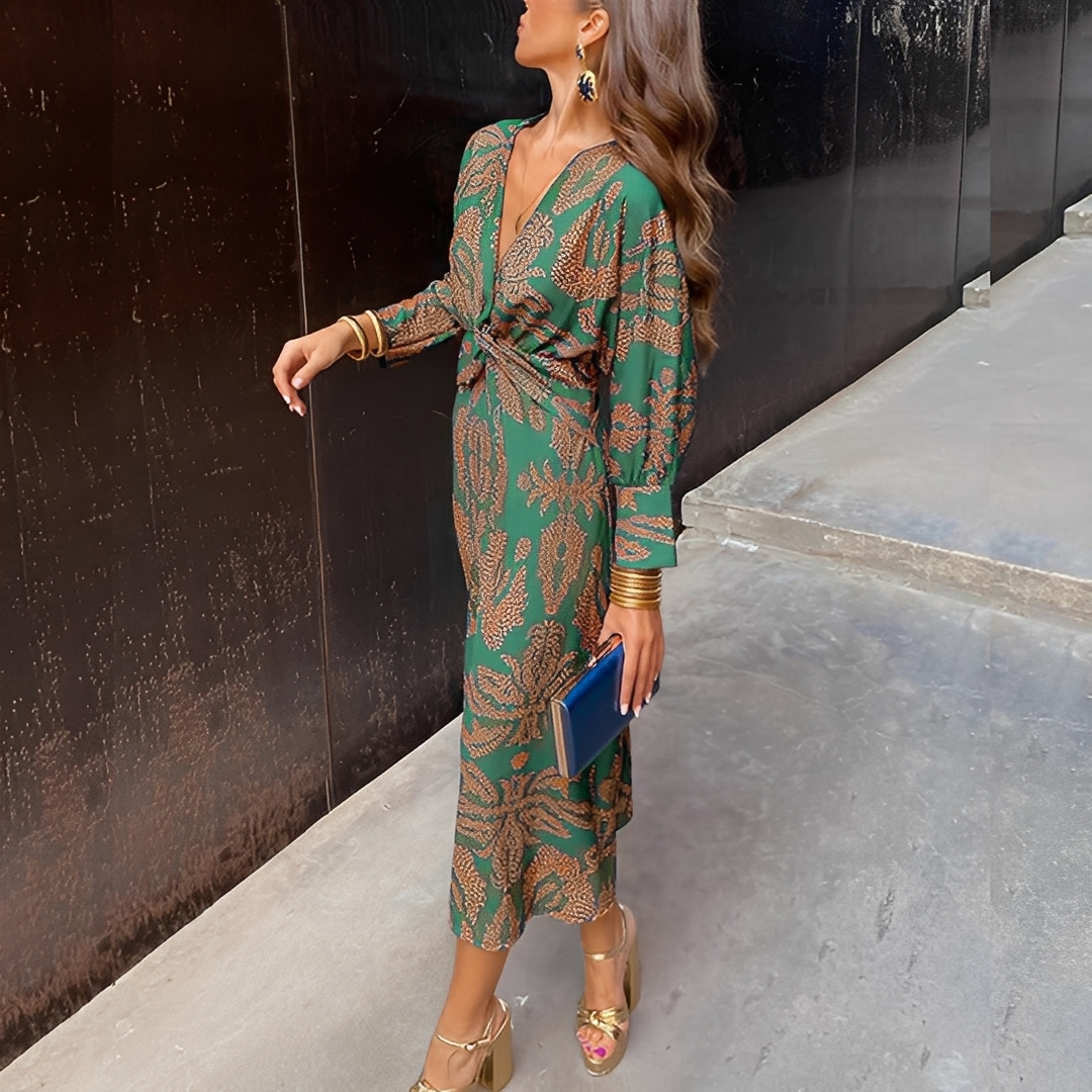 Louna - Damenkleid mit V-Ausschnitt im eleganten Design