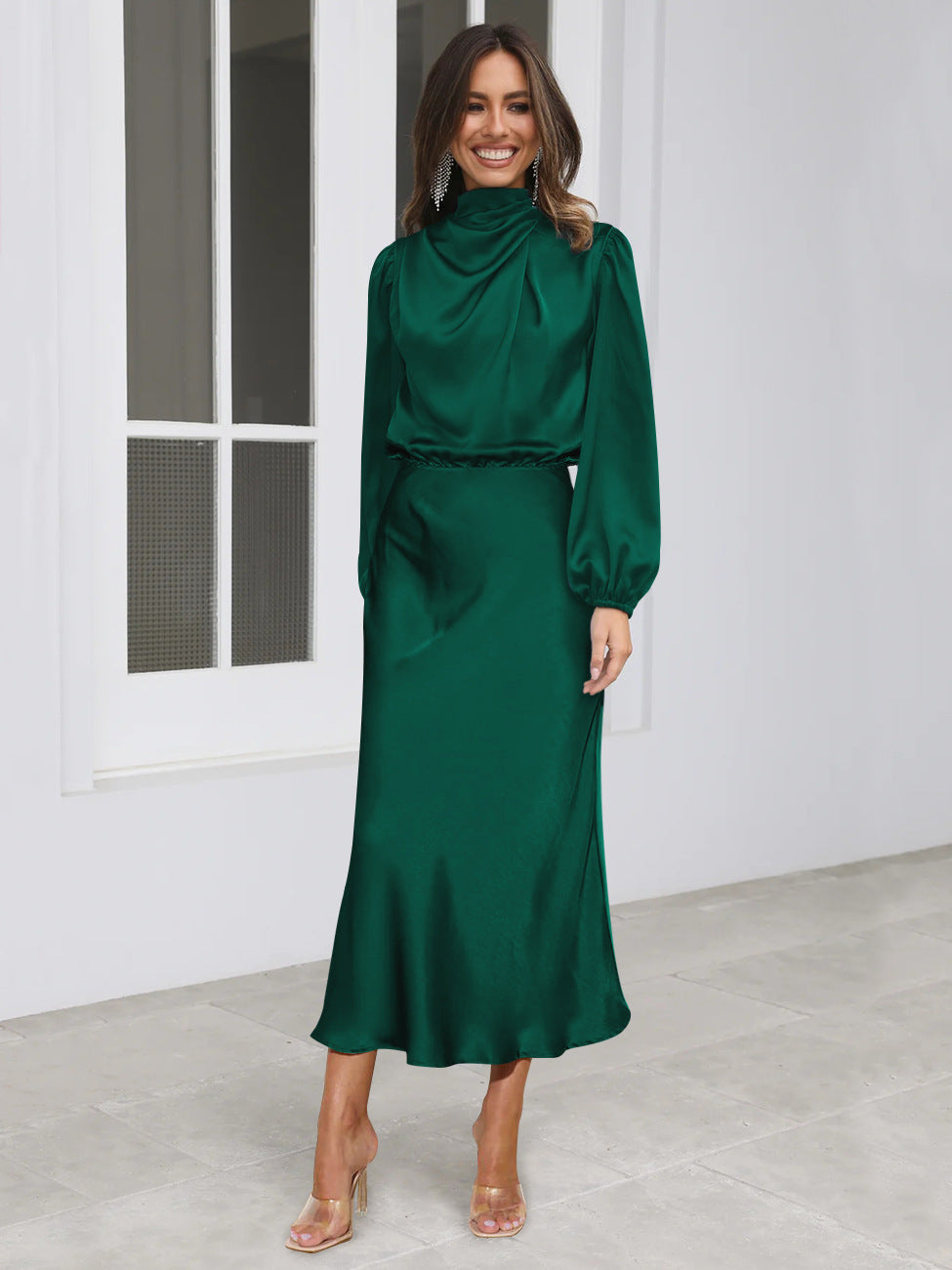 Danica - Schickes Damenkleid mit Neckholder und langen Ärmeln