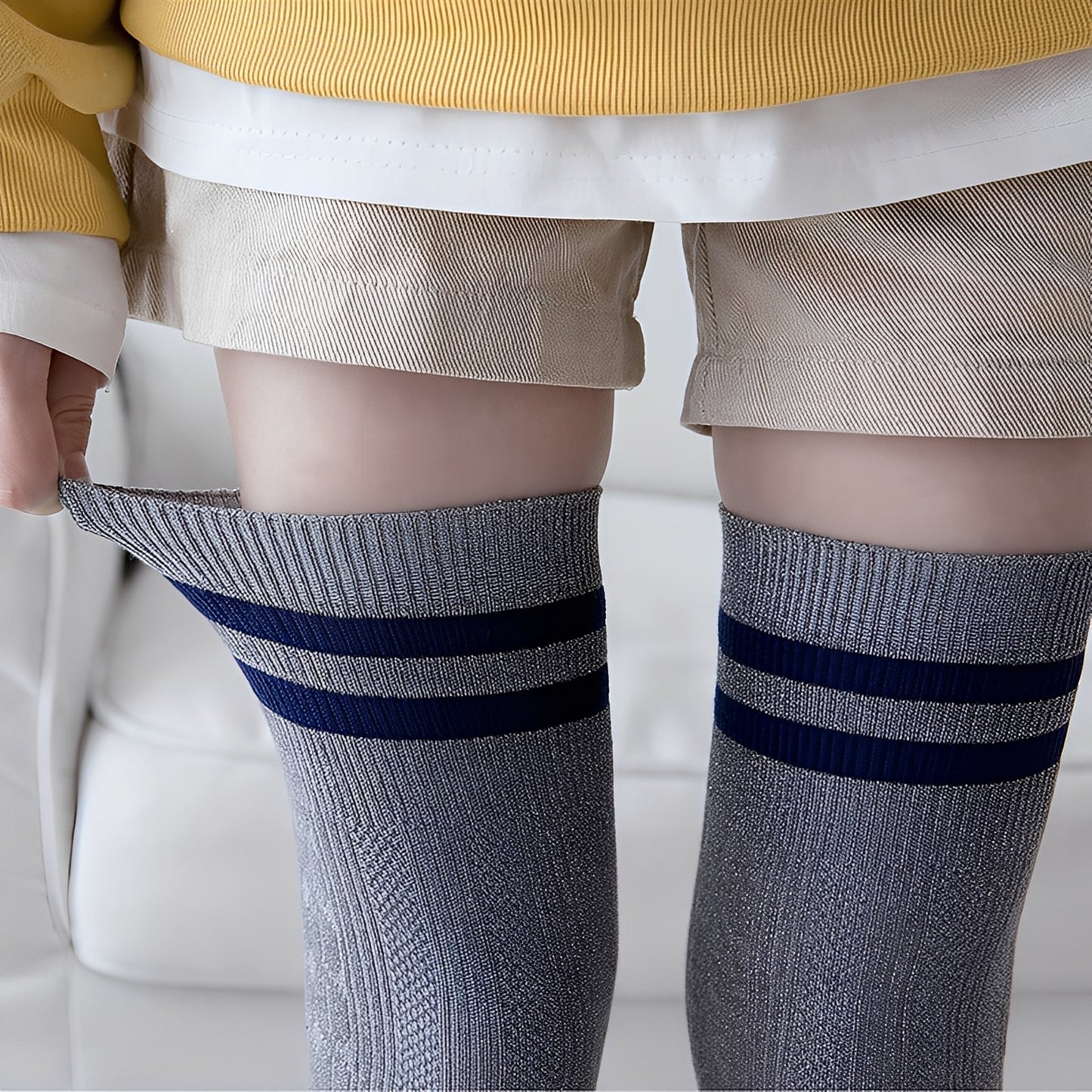 Zella - Modische Damen-Overkneesocken