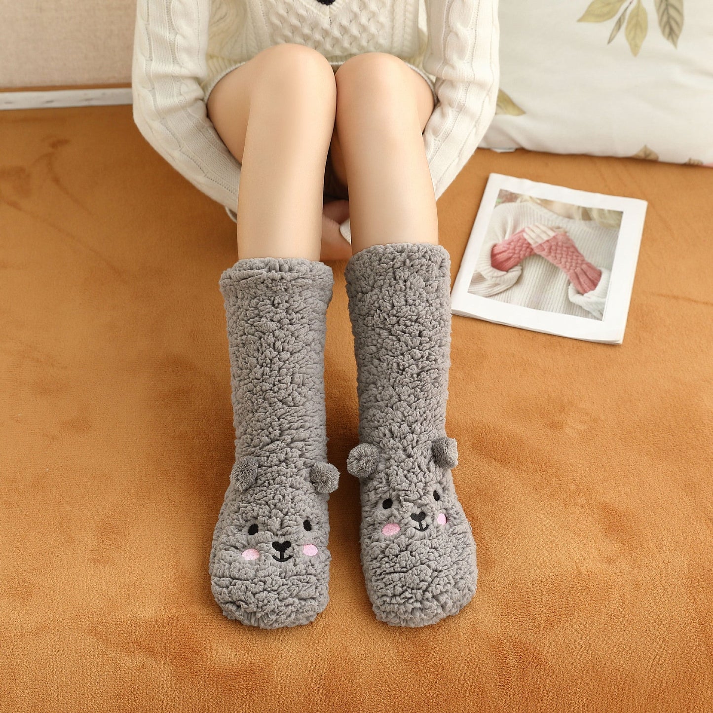 Bethany - Stilvolle Bodensocken und Samtsocken für Damen