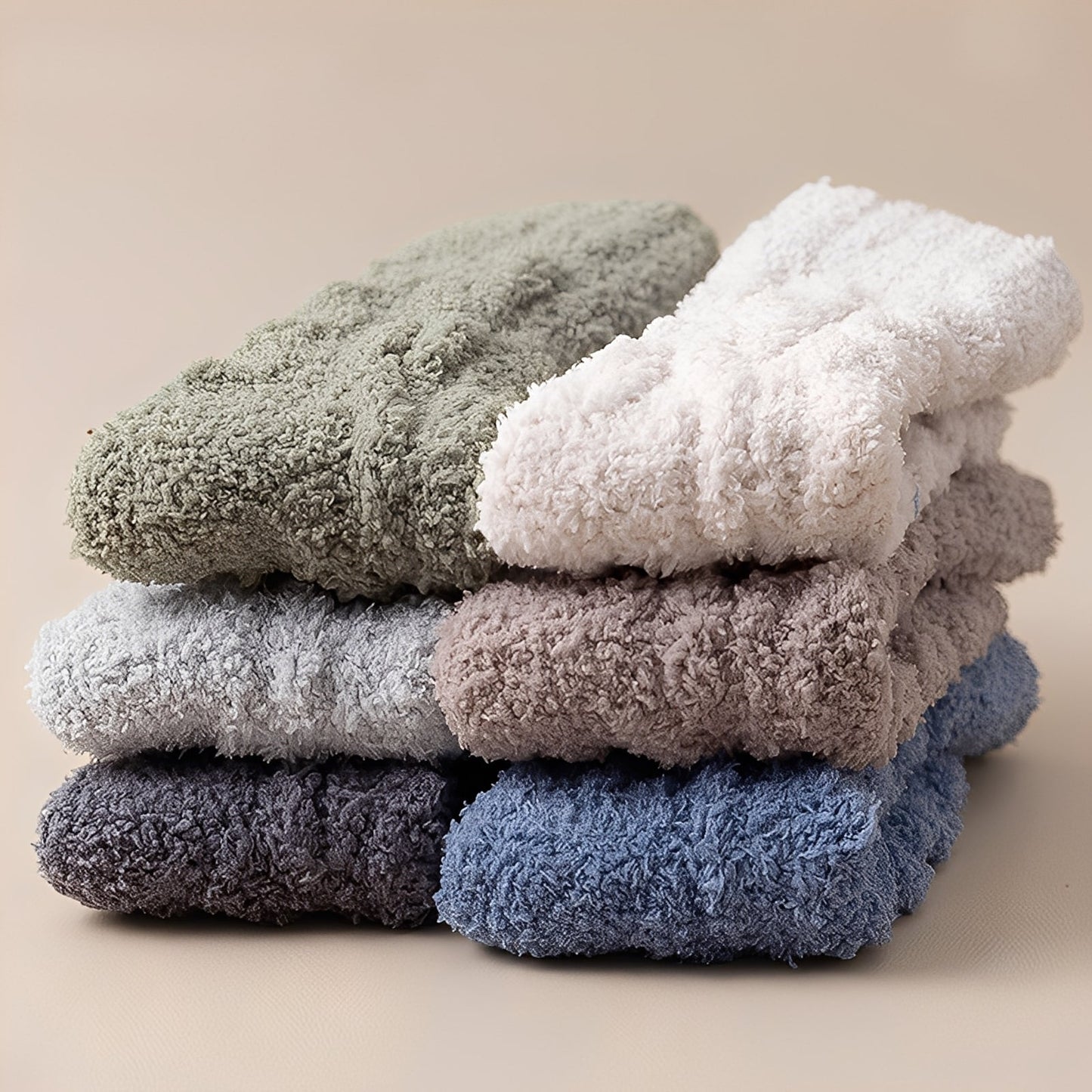 Neely - Vielseitige Socken aus warmem Samt-Fleece