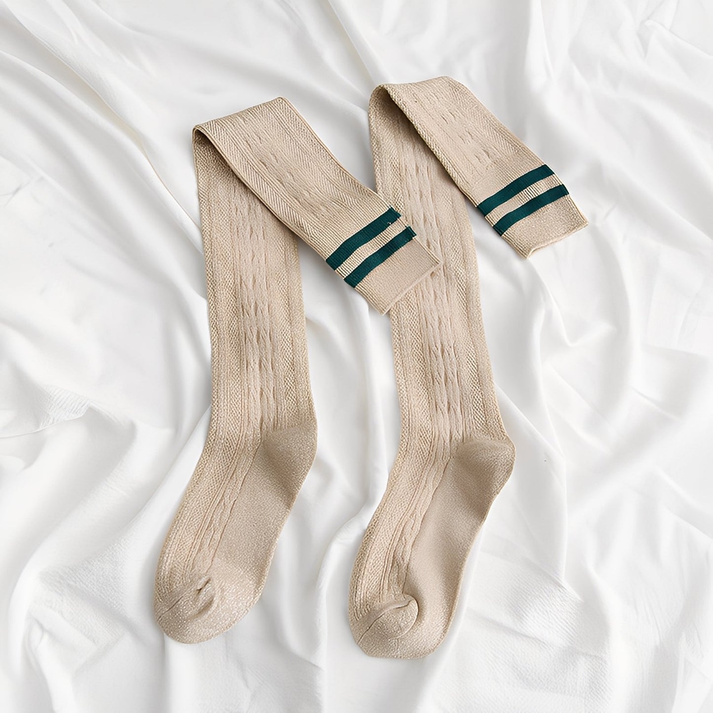 Zella - Modische Damen-Overkneesocken