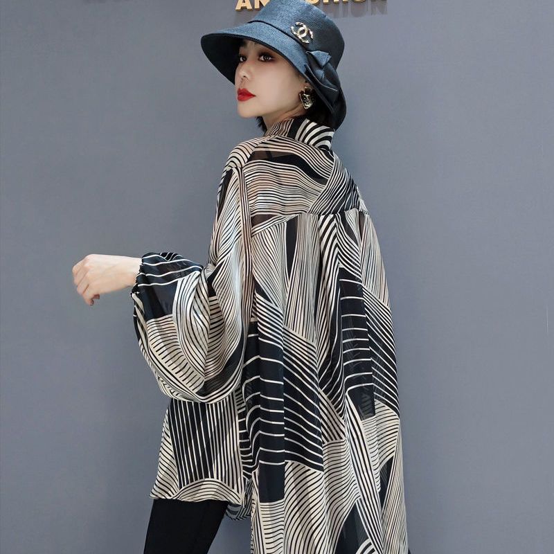 Hazel - Modische Chiffonbluse mit ungleichmäßigem Design für Frauen