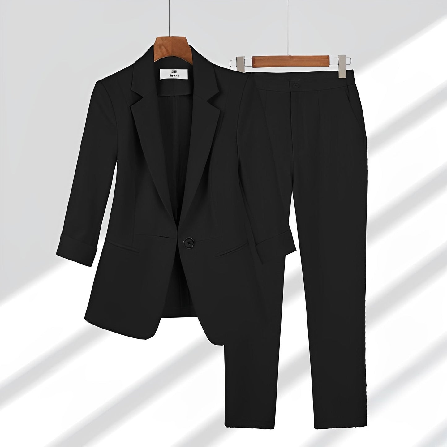 Cassarah - Damenanzug aus Blazer und Hose