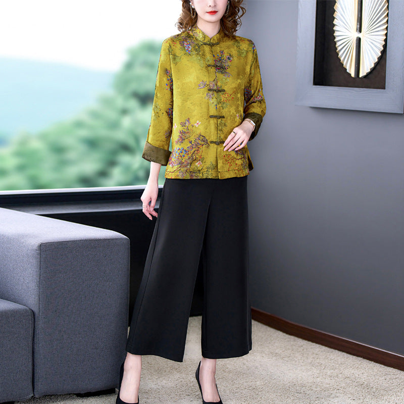 Moriah - Klasyczny damski płaszcz z jedwabiu z guzikami