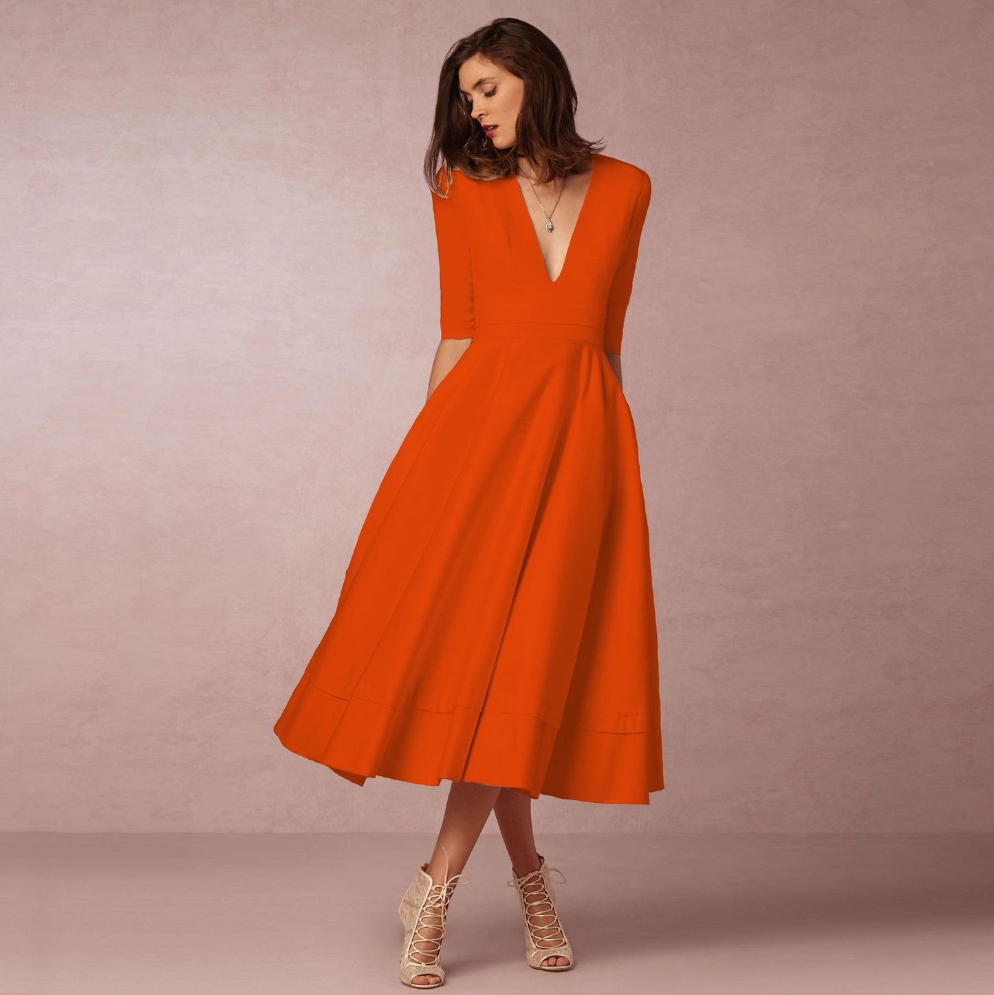Sharise - Lockeres Damenkleid mit V-Ausschnitt