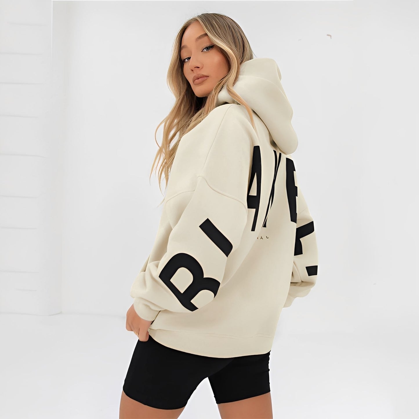 Yvette - Gemütlicher Hoodie mit modernem Druck für Damen