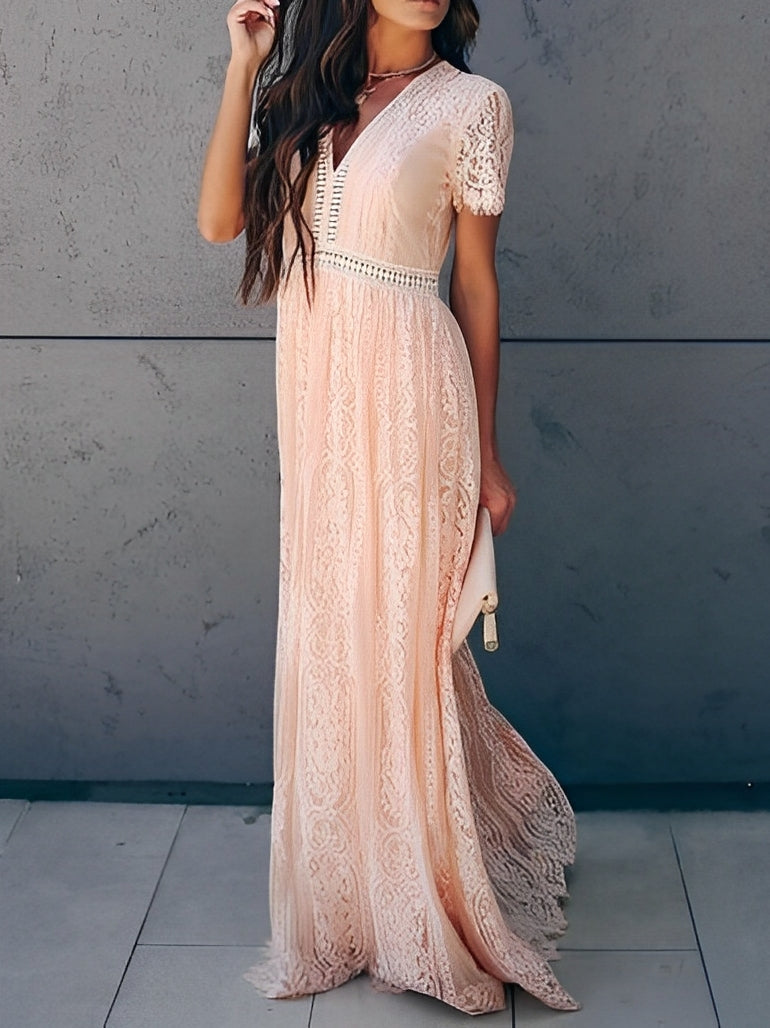 Elliana - Robe longue en dentelle avec décolleté en V