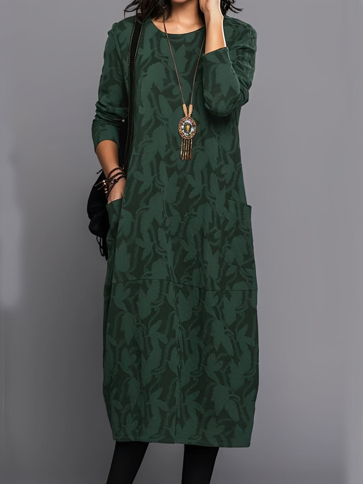 Kadence - Elegantes Damenkleid mit langen Ärmeln und Design