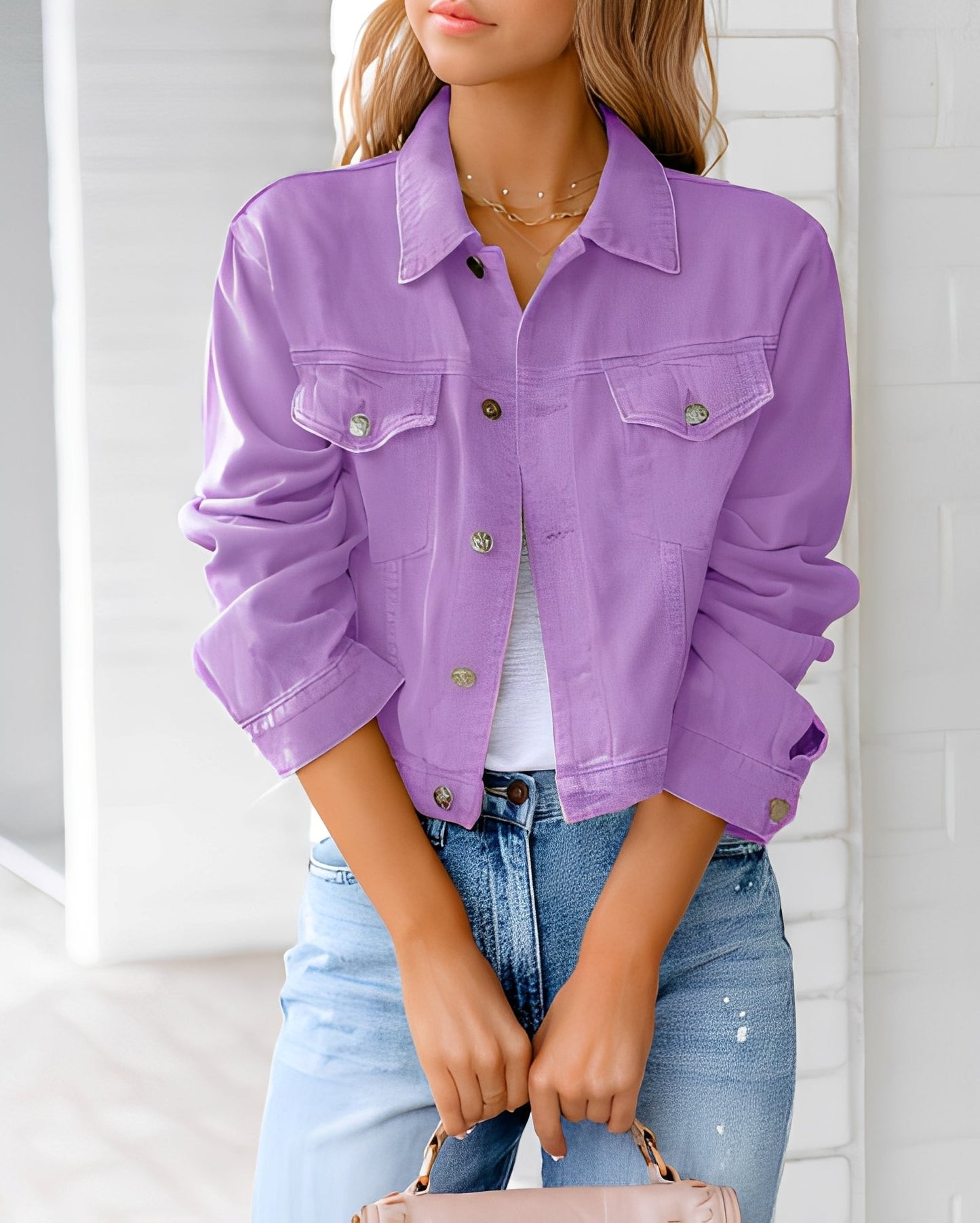 Paulene - Modische Jeansjacke mit Knöpfen und Taschen