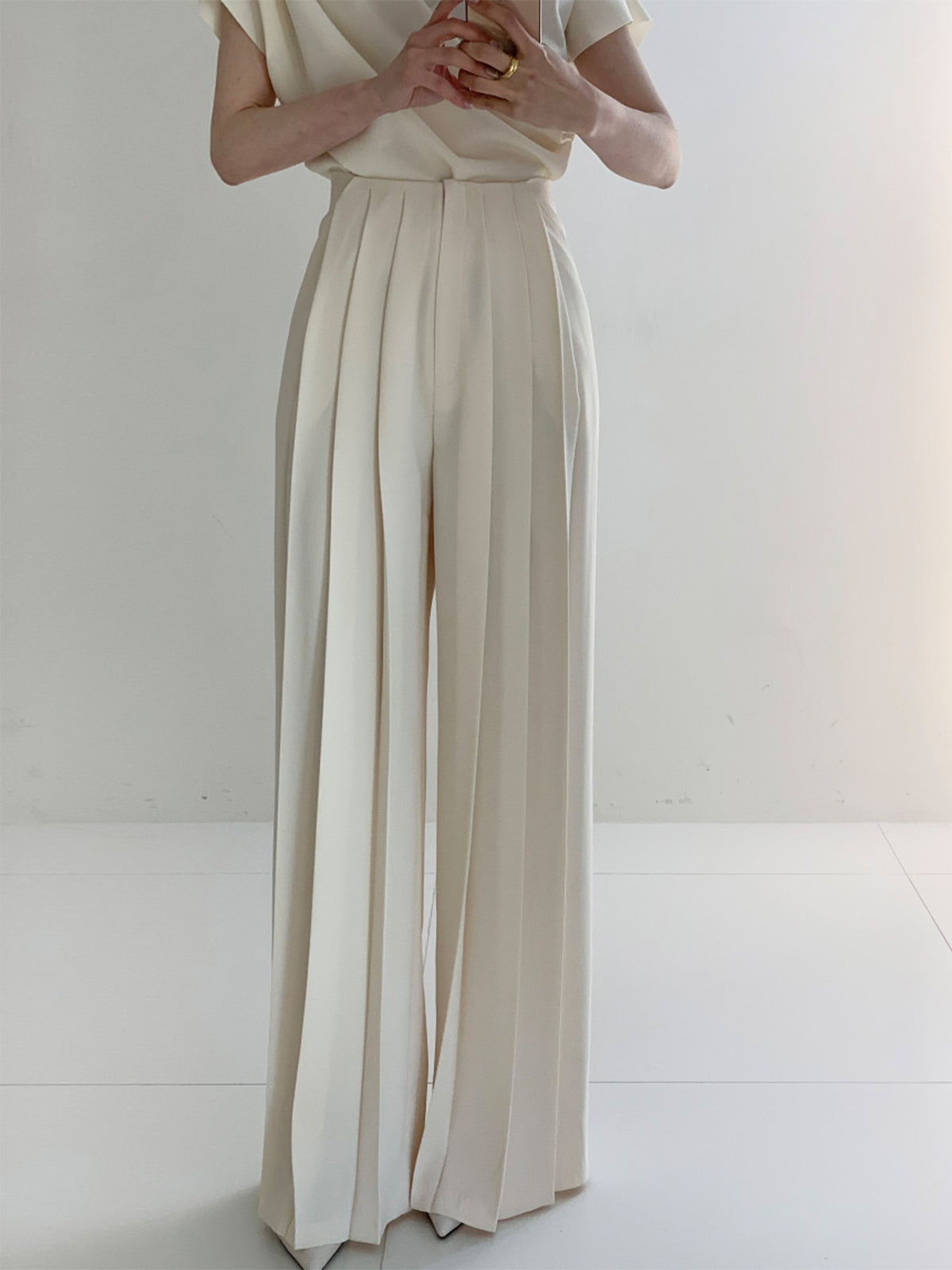 Marlene – Plissee-Hose mit hohem Bund