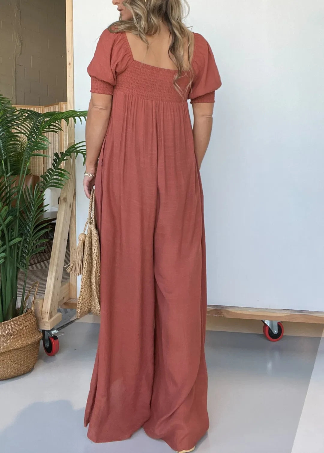 Jasmin - Weiblicher Jumpsuit mit Knöpfen für Damen