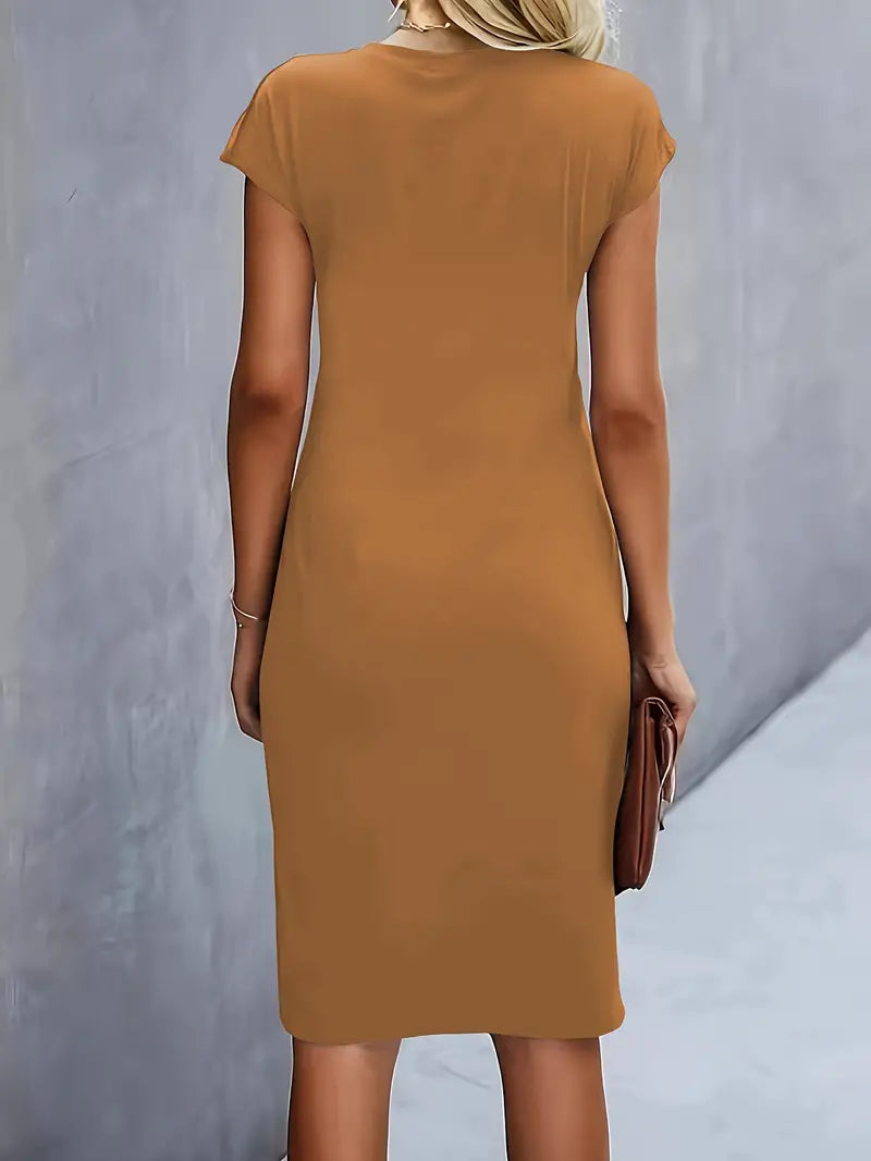 Reilly – Feminin geschnittenes Midikleid mit Knotendetail vorn