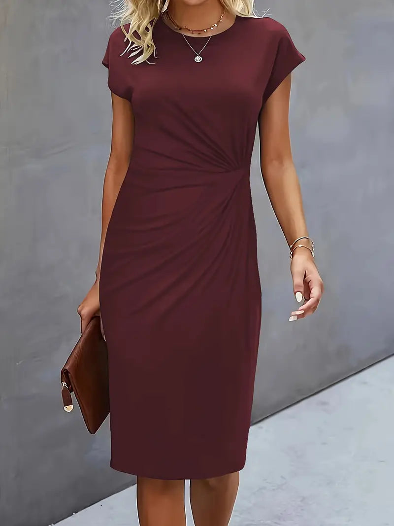 Reilly – Feminin geschnittenes Midikleid mit Knotendetail vorn