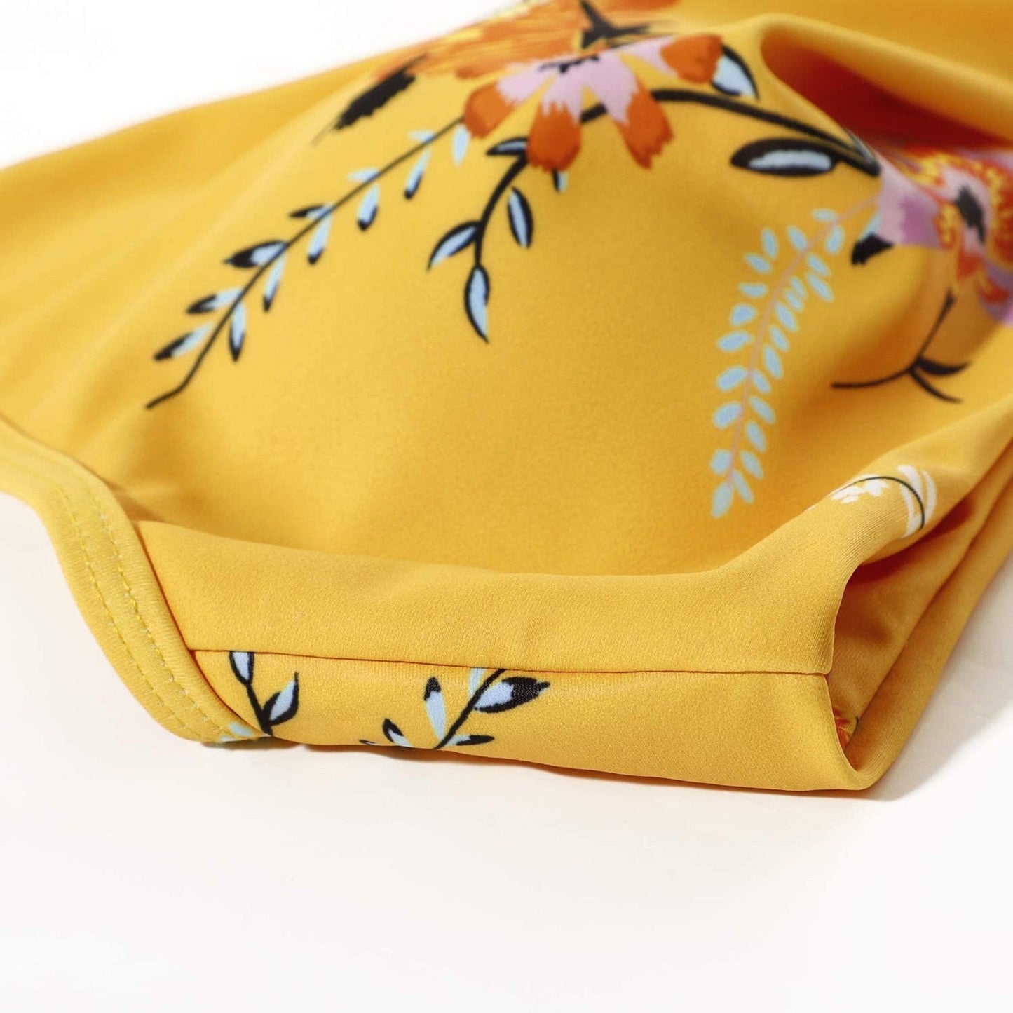 Kelda - Damen-Bikini mit hohem Bund und Blumen