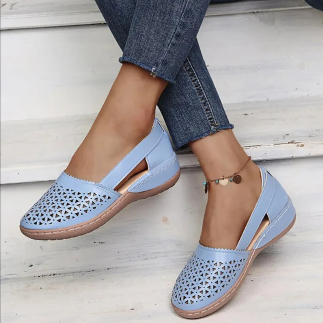 Kianna - Bequeme Damenschuhe mit Aussparungen