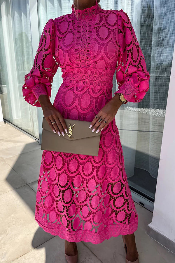 Melody - Schickes Spitzen-Midi-Kleid mit hohem Kragen & Puffärmeln