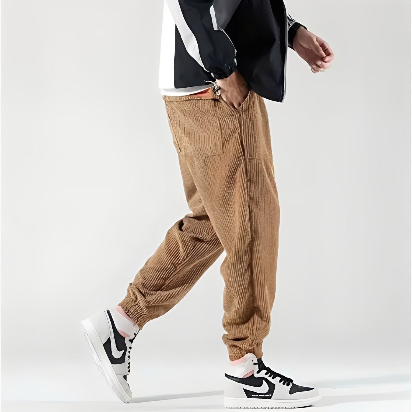 Kodey - Bequeme und lockere Cordhose für Männer