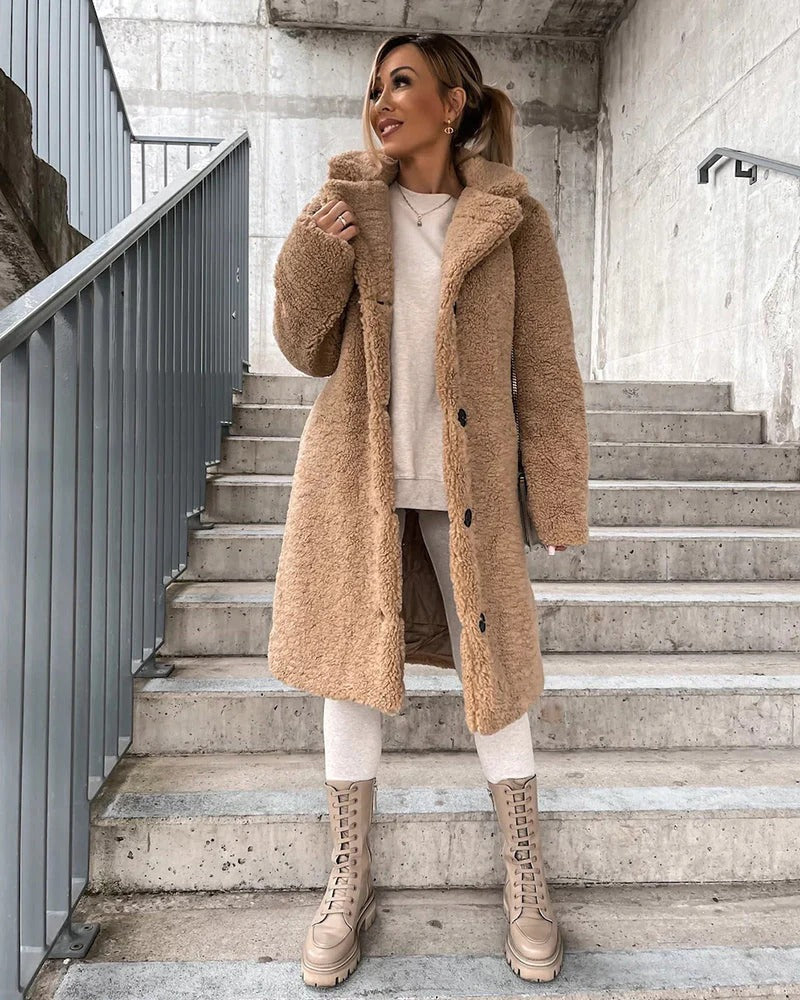 Georgiana - Schicke Damenjacke aus Kunstfell