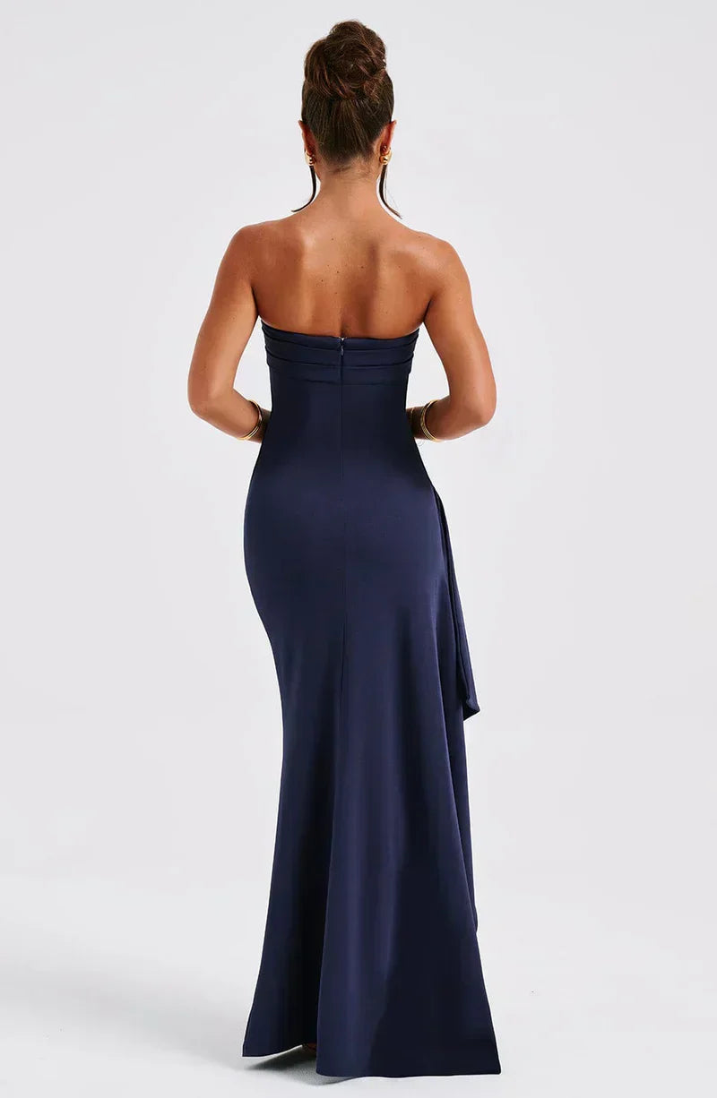 Ellaria - Schulterfreies, Verdrehte & Elegantes Maxikleid