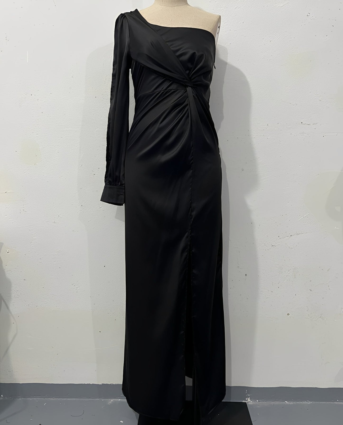 Jenna - Stilvolles Abendkleid für Damen mit Schlitz