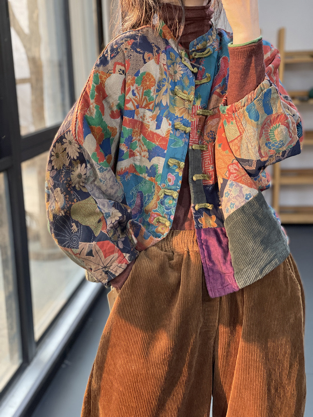 Charisse - Klassischer Damenmantel im ethnischen Design mit Taschen