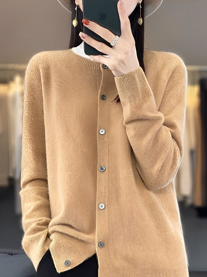 Arabella - Comfortable, loose-fitting women's sweater made of wool