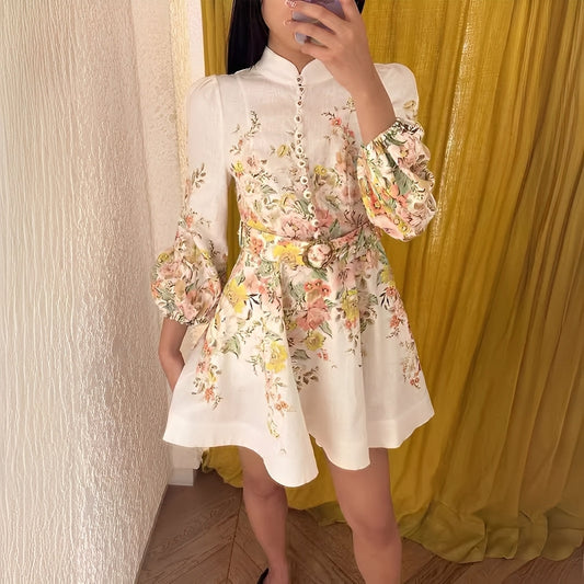 Debra - Modisches kurzes Damenkleid mit Knöpfen