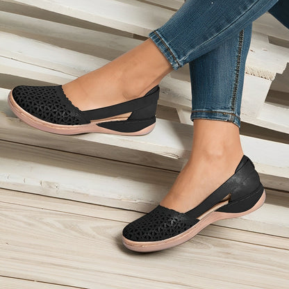 Kianna - Bequeme Damenschuhe mit Aussparungen