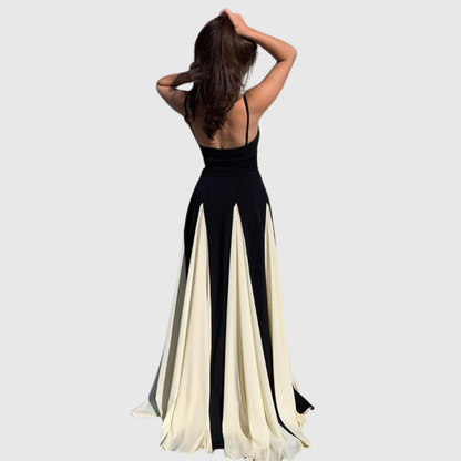 Margaux – Elegantes Maxikleid mit Ausschnitt