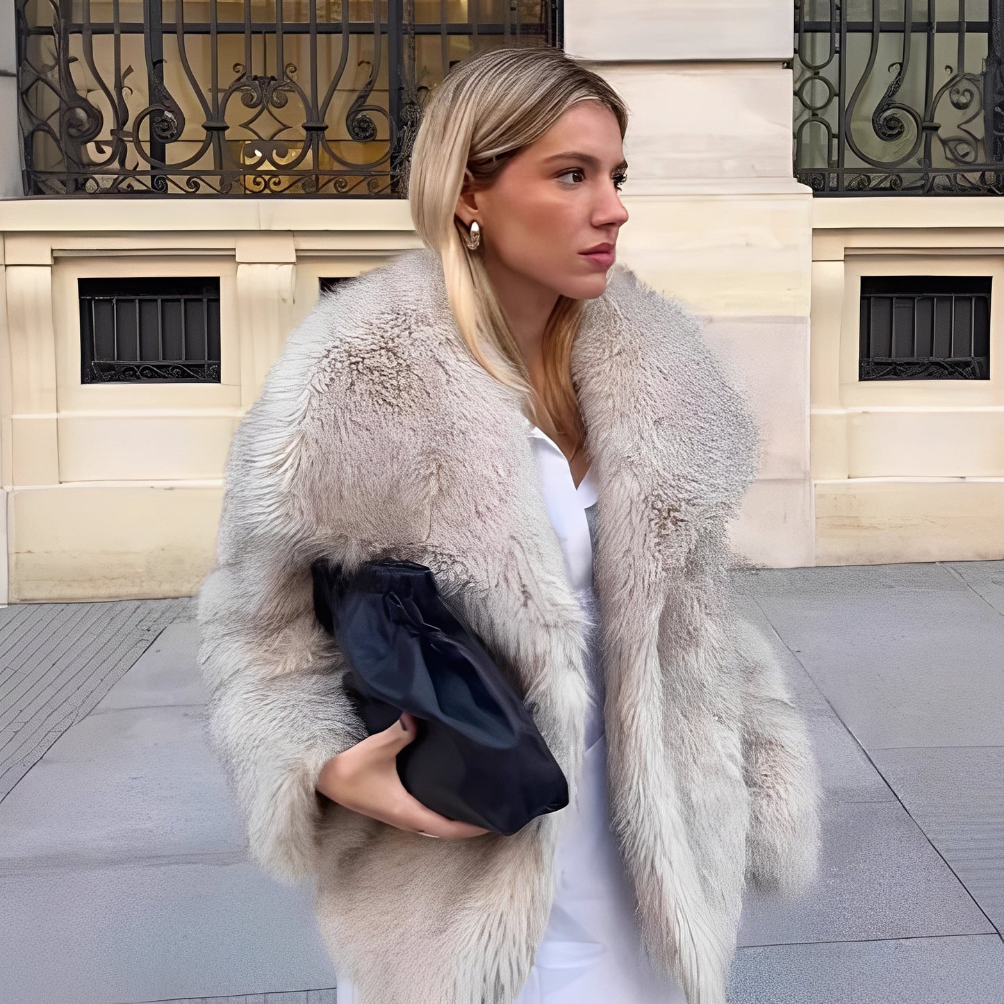 Melany - Eleganter Damen-Mantel aus Kunstfell