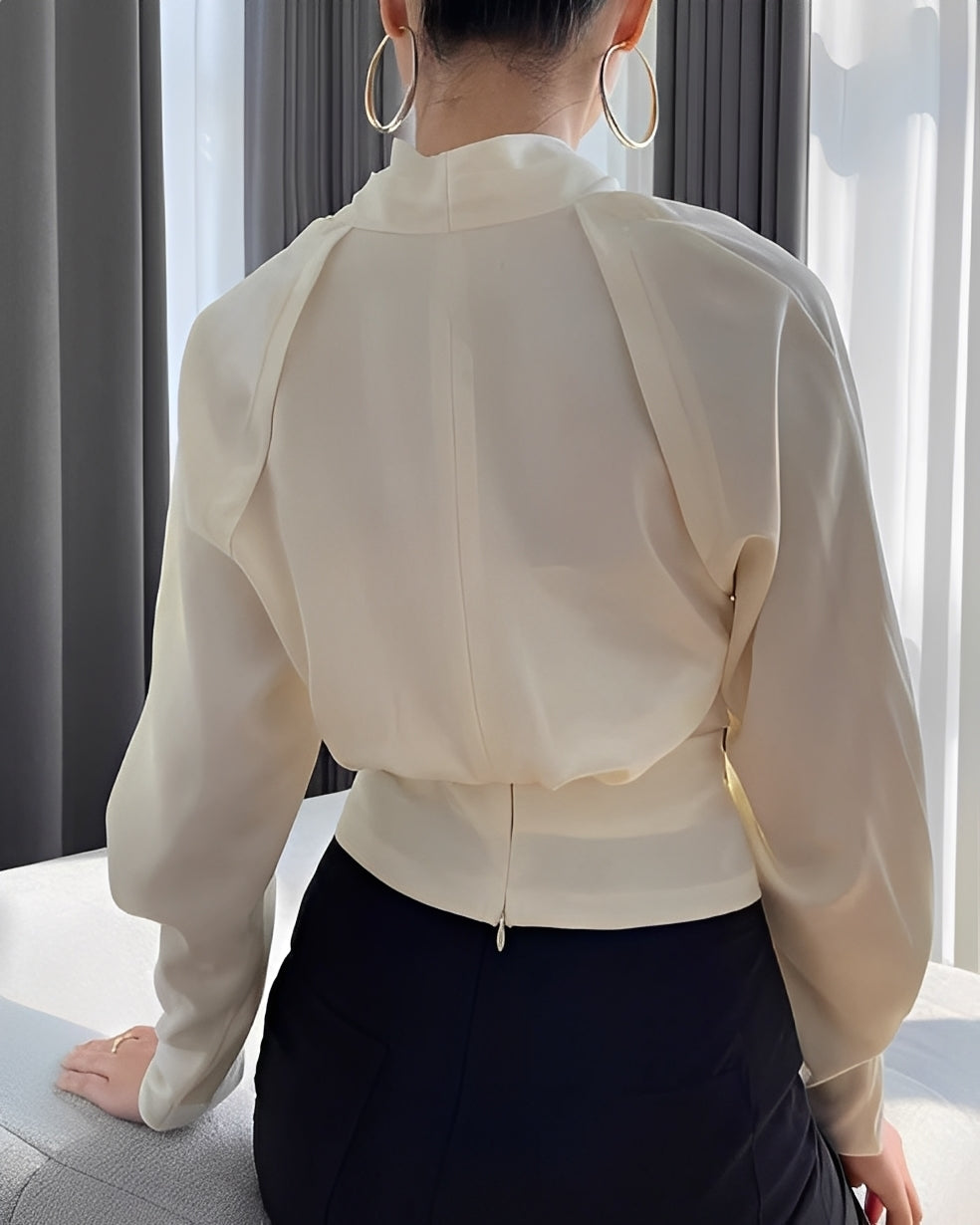 Annora - Schicke Damenbluse aus Satin mit langen Ärmeln