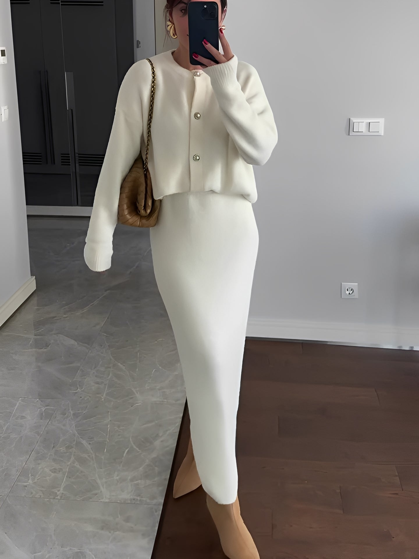 Cecilia - stylowy zestaw z kurtką i spódnicą dla kobiet