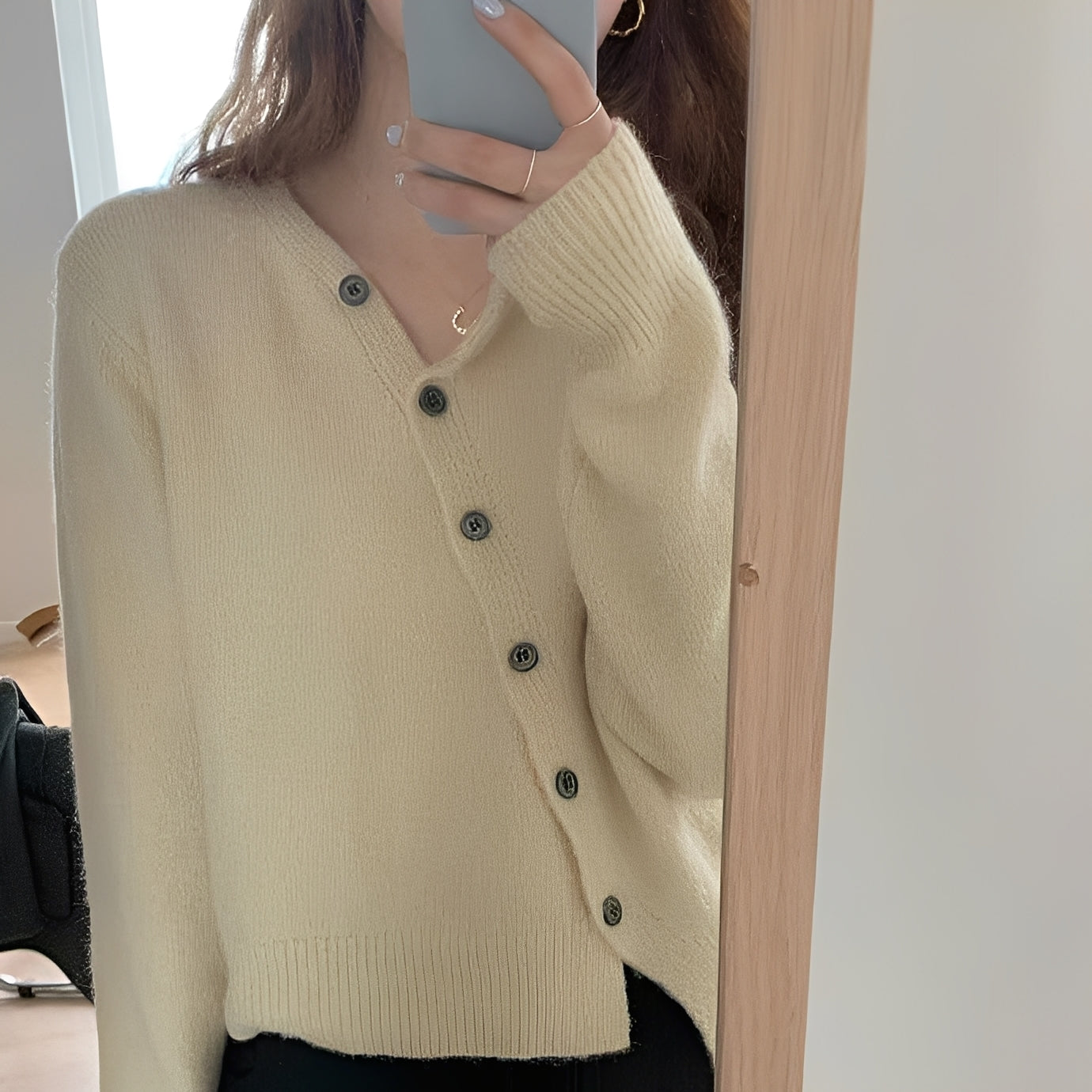 Arianna - Lockere Damen-Kaschmirjacke mit Knöpfen