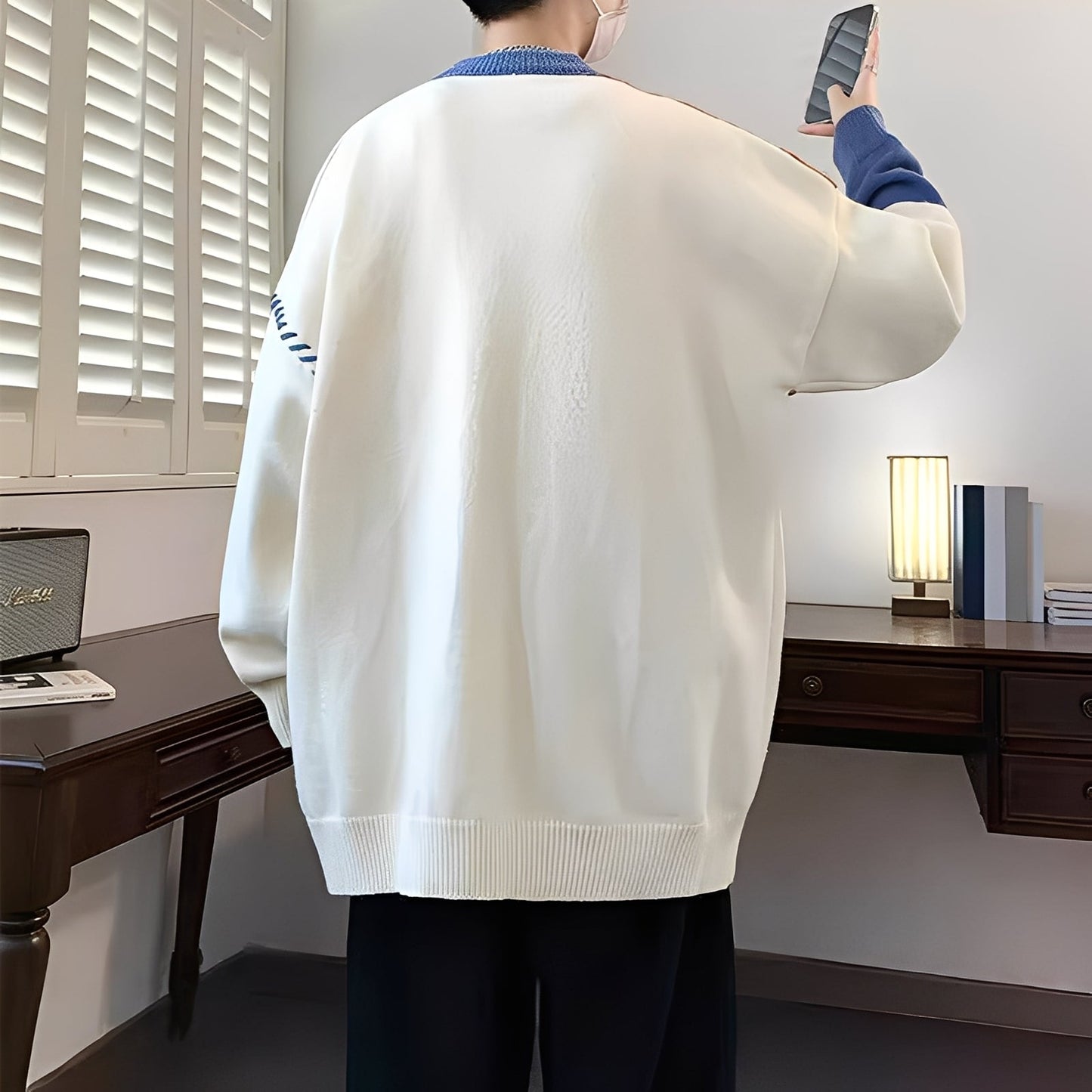 Curtis - Modern men's fleece pullover with colorblock design