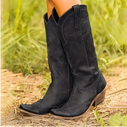 Bernardine - Trendové kotníkové boty s nýty pro dámy