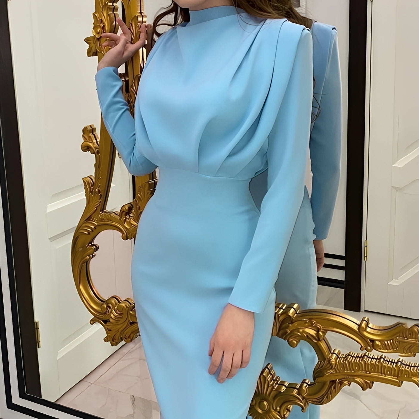 Bonnie - Ansprechendes, drapiertes Midikleid für Damen