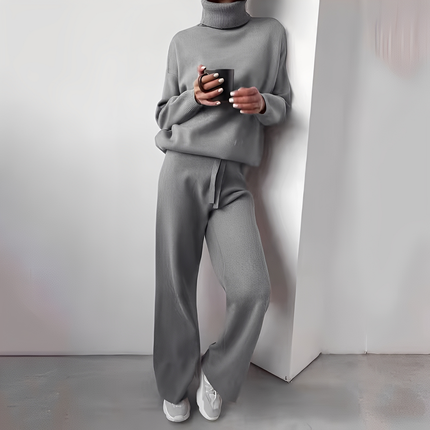 Kimberlee - damski zestaw z golfem w minimalistycznym stylu