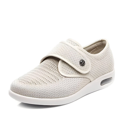 Zoey - Comfortable, casual shoes with wide fit for women