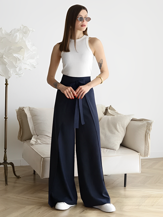 Suzanne - Einfache Damenhose mit weitem Bein